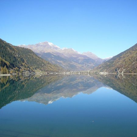 Hotel Posta Poschiavo Exteriör bild
