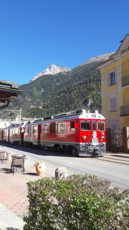 Hotel Posta Poschiavo Exteriör bild