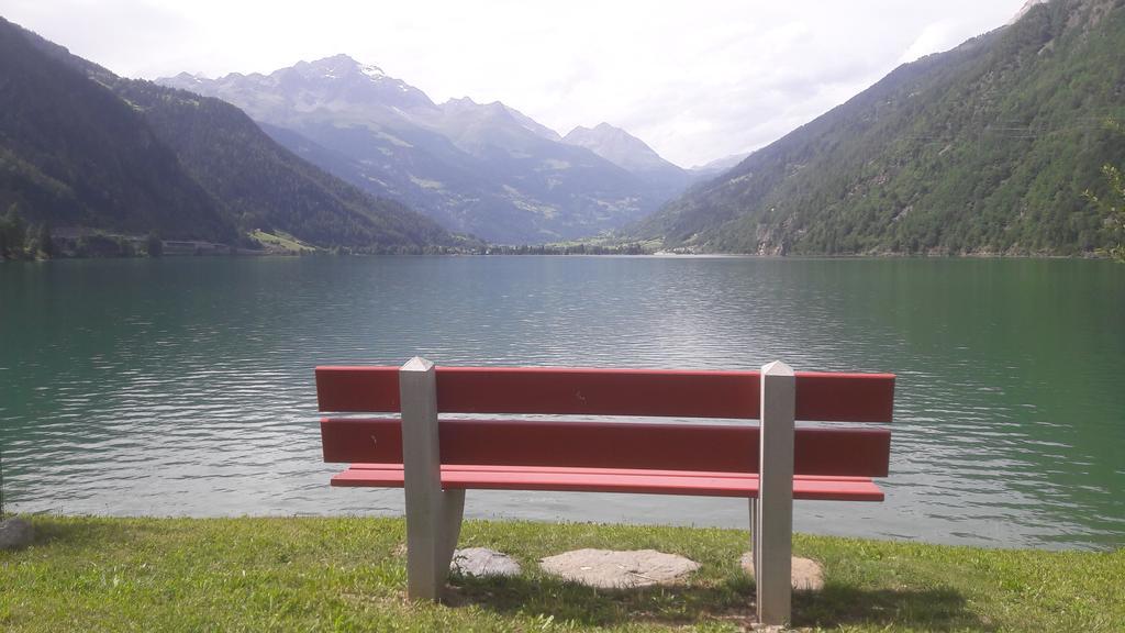 Hotel Posta Poschiavo Exteriör bild